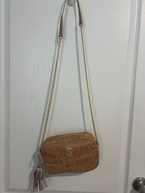 Lilly Pulitzer DESSA Cork Crossbody Bag with Gold Chain and Tassel